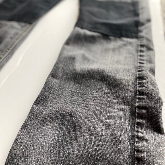 VINTAGE LEVI CHARCOAL GRAY JEANS - Picture 5 of 8